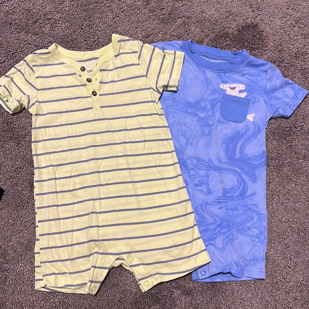 Excellent condition. Set of 2 boys rompers. Size 24 month